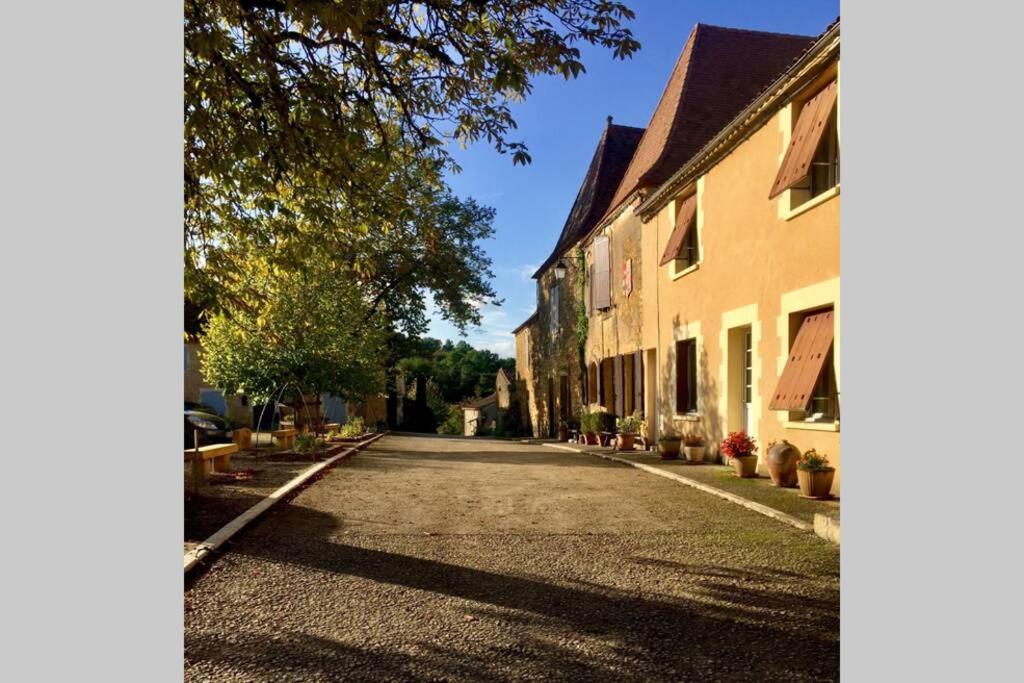 Les Petits Self Contained 2 Bedroom Apartment Molieres (Dordogne) Kültér fotó