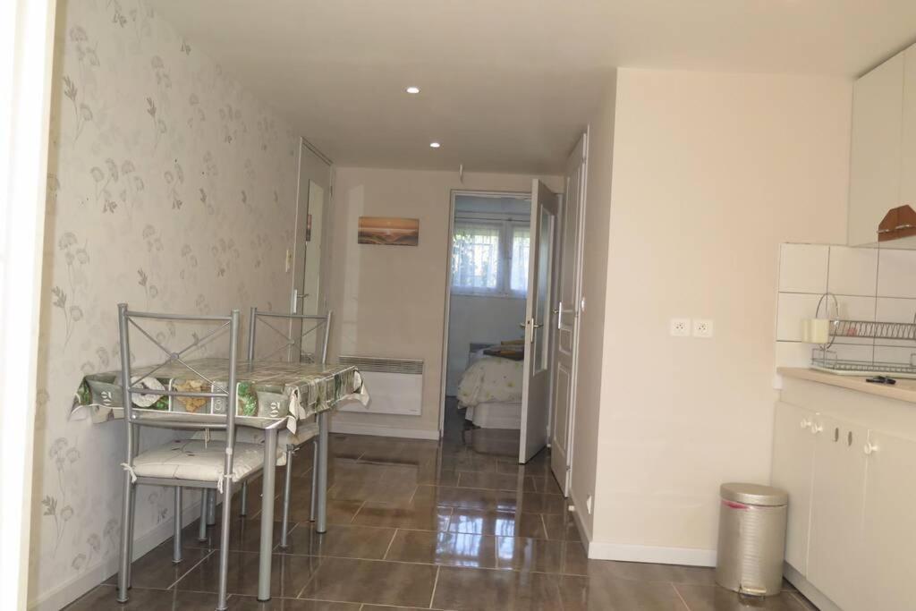 Les Petits Self Contained 2 Bedroom Apartment Molieres (Dordogne) Kültér fotó